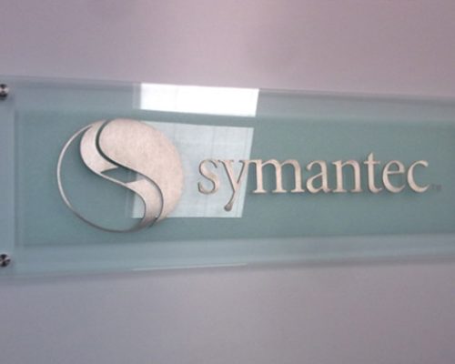 Acrylic-Sign13-600x380-1