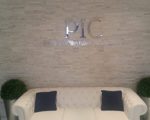 Reception-Sign1